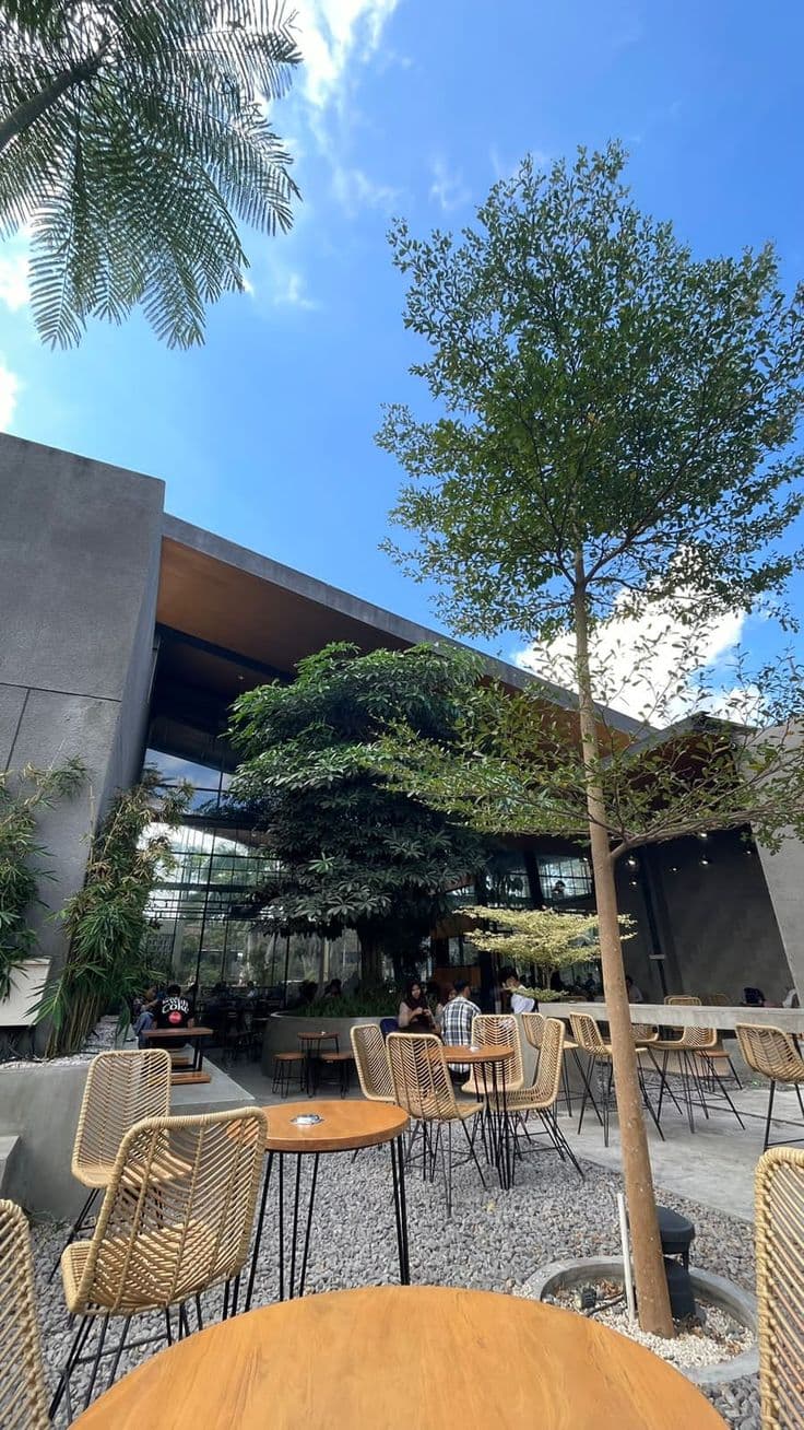 Bangun Tempat Bisnis